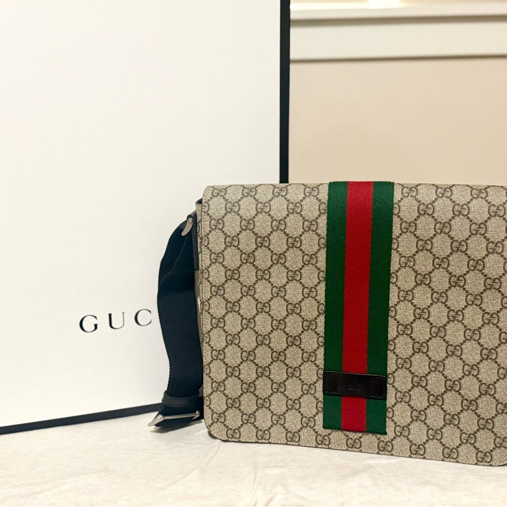 Gucci Beige and Red Stripe Messenger Bag